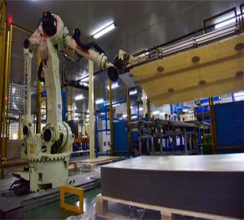 亚马逊仓储机器人年底前将增至10000台